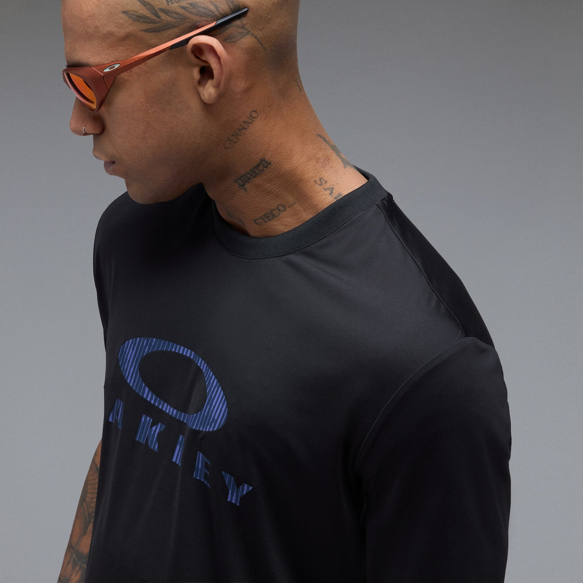 Oakley Men's Logo Sun Tee-4