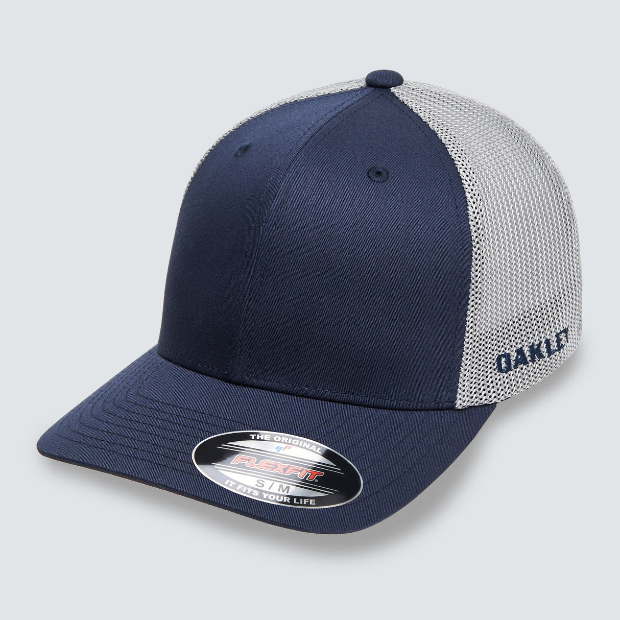 Oakley Golf Cresting Trucker Hat-1