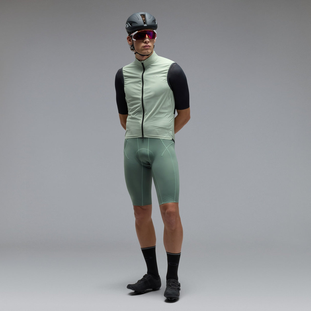 Oakley Men's Endurance Pkbl Wind Vest 2.0-2