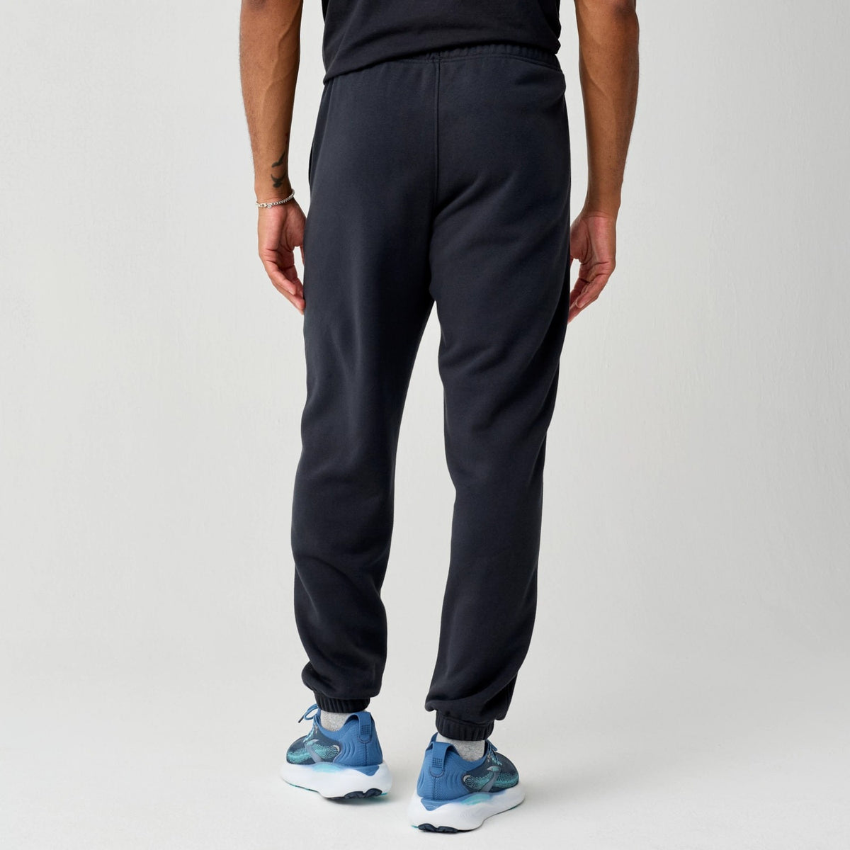 Brooks Men's Reset Sweatpants-2