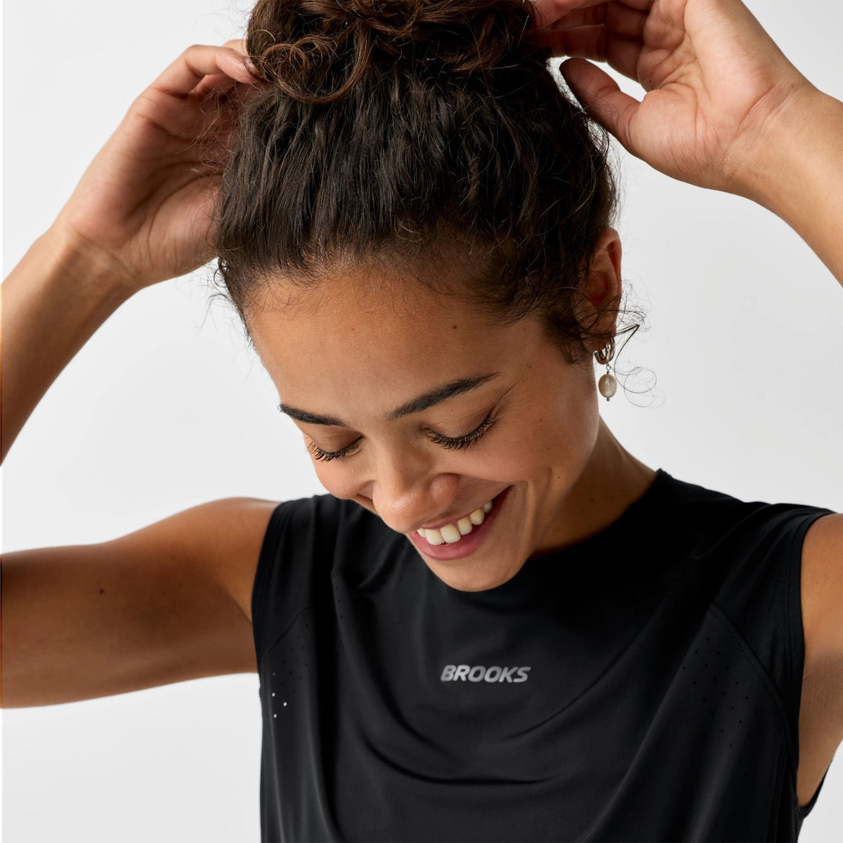 Brooks Women's Dash Cooling Short Sleeve Top-4