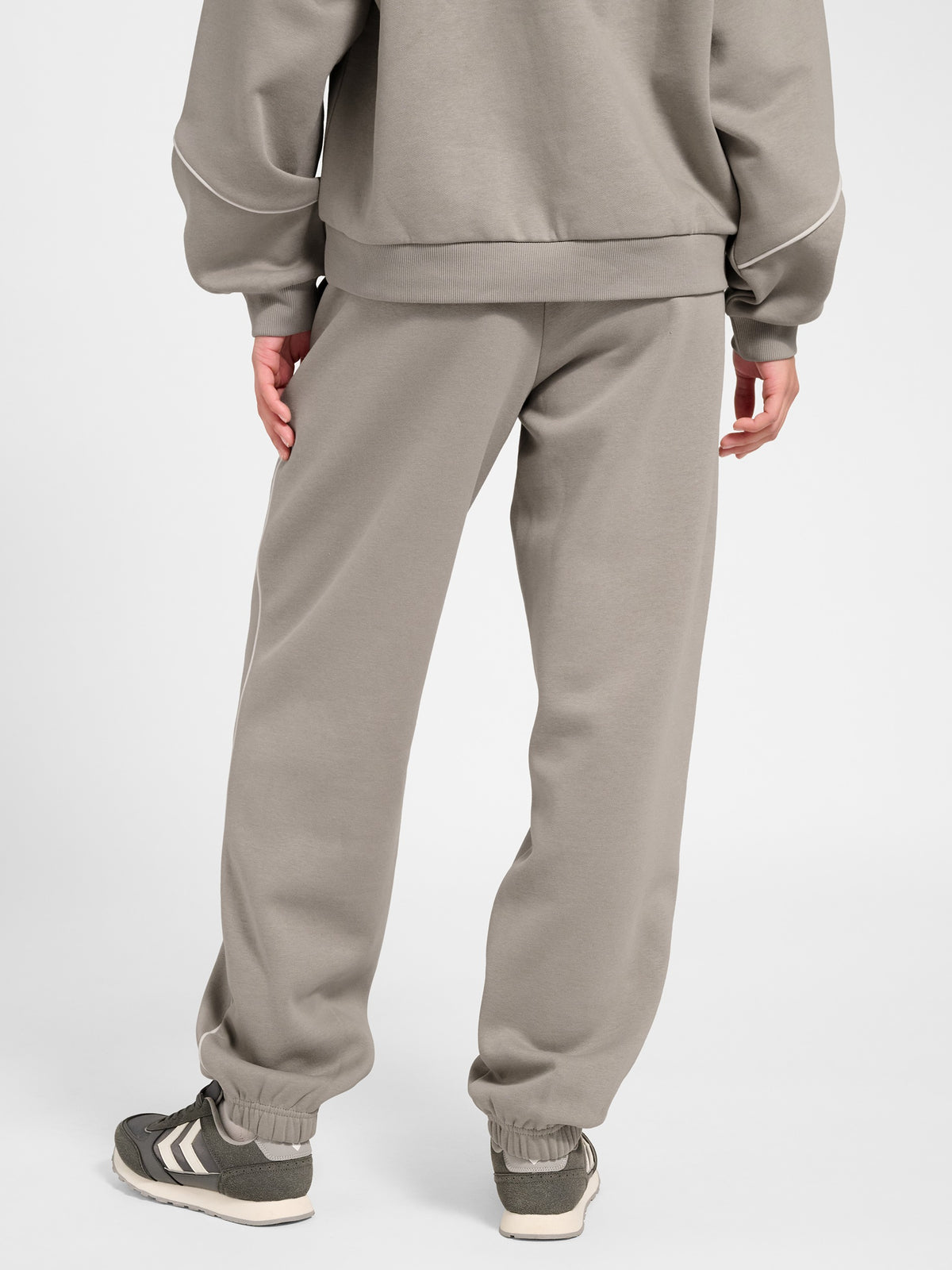 hummel Women's Keeper Piping Sweatpant-4