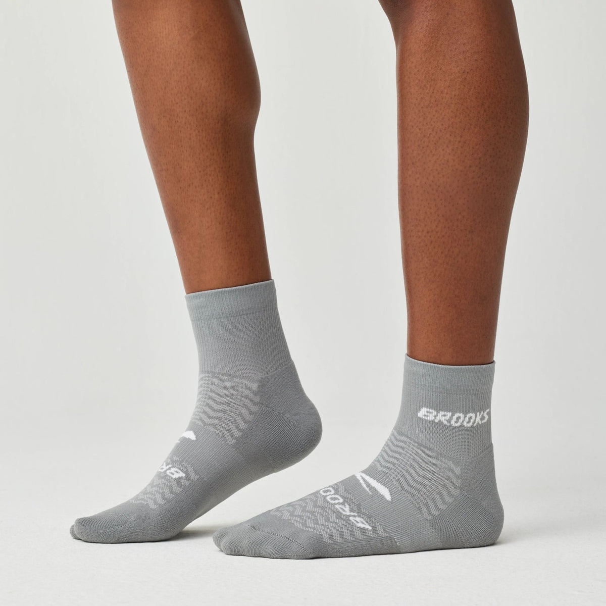 Brooks Run-In Quarter Socks 3-Pack-1