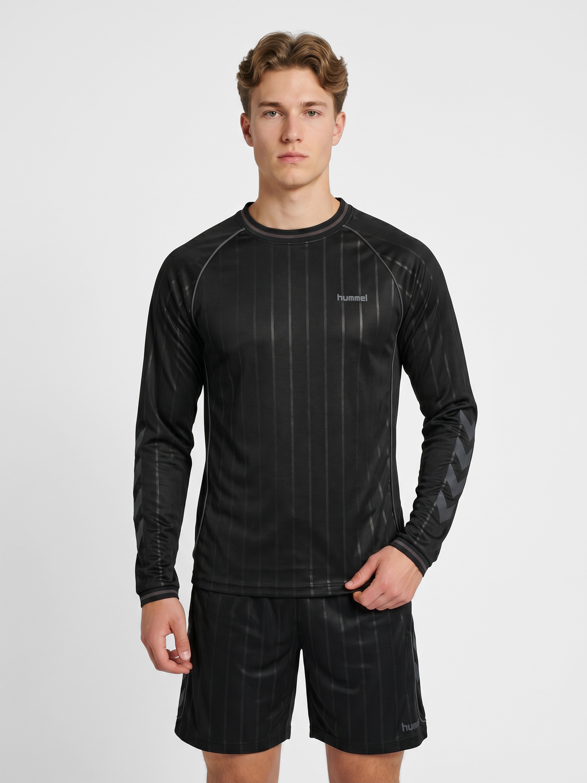 hummel Men's Pitch Long Sleeve T-Shirt-6