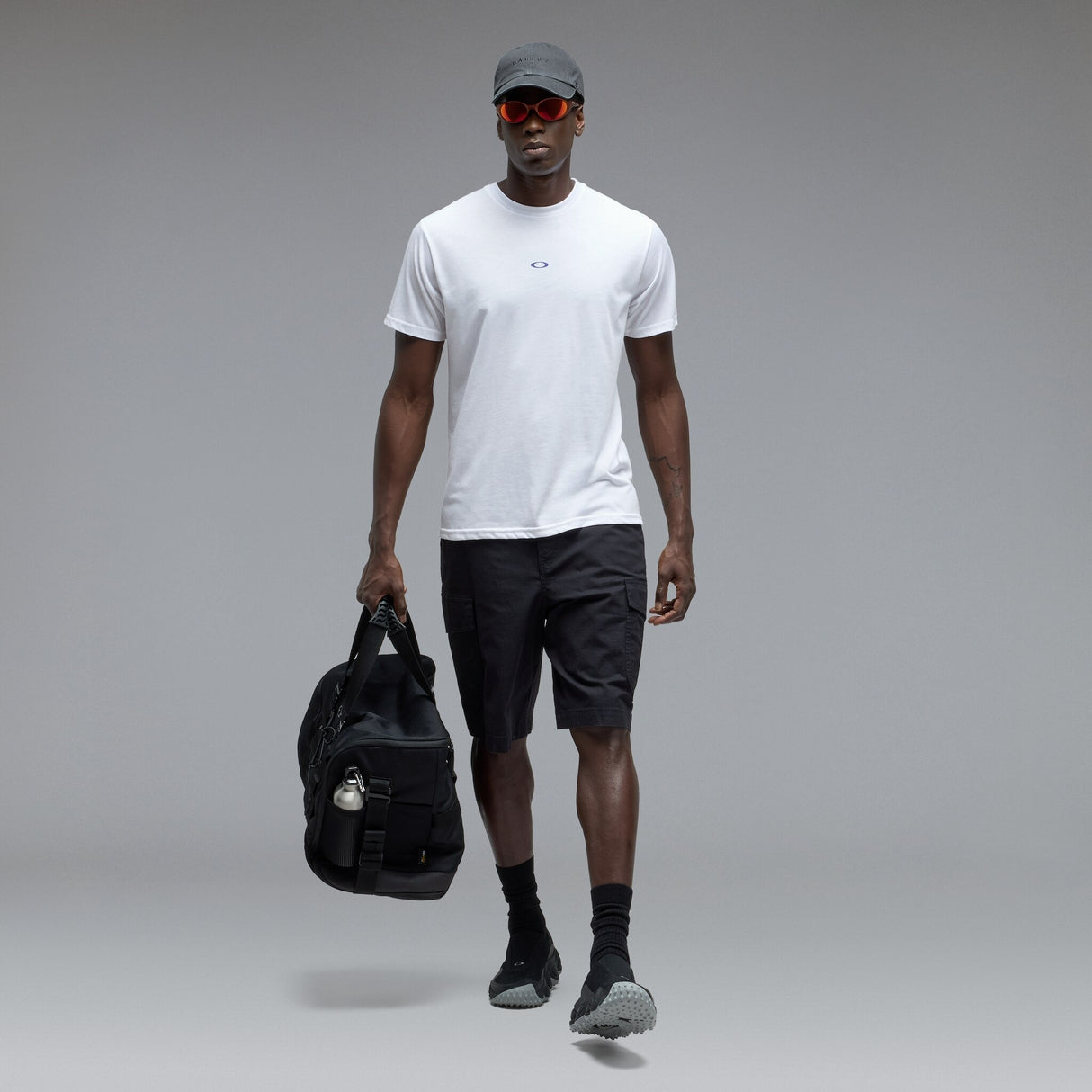 Oakley Men's Waterscape Hibiscus Tee-2
