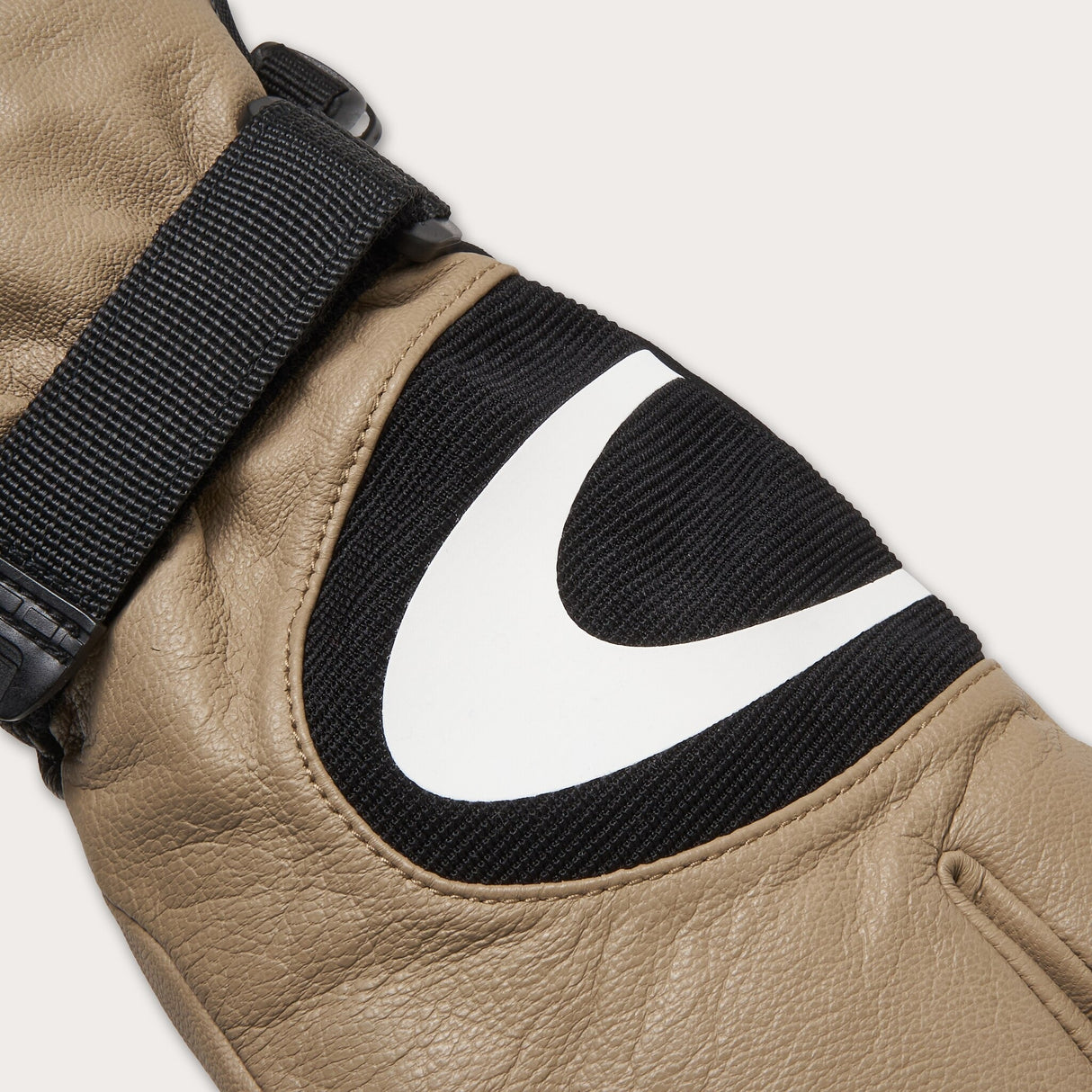Oakley Timberline 3-Finger Gloves-2