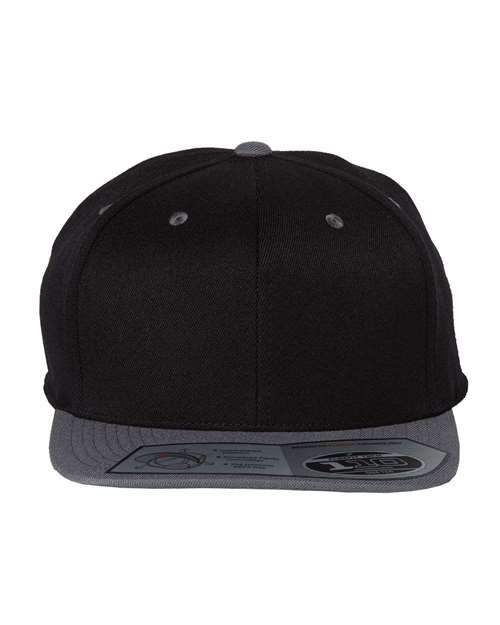 Flexfit 110® Flat Bill Snapback Cap Unisex Accessories Hats & Caps