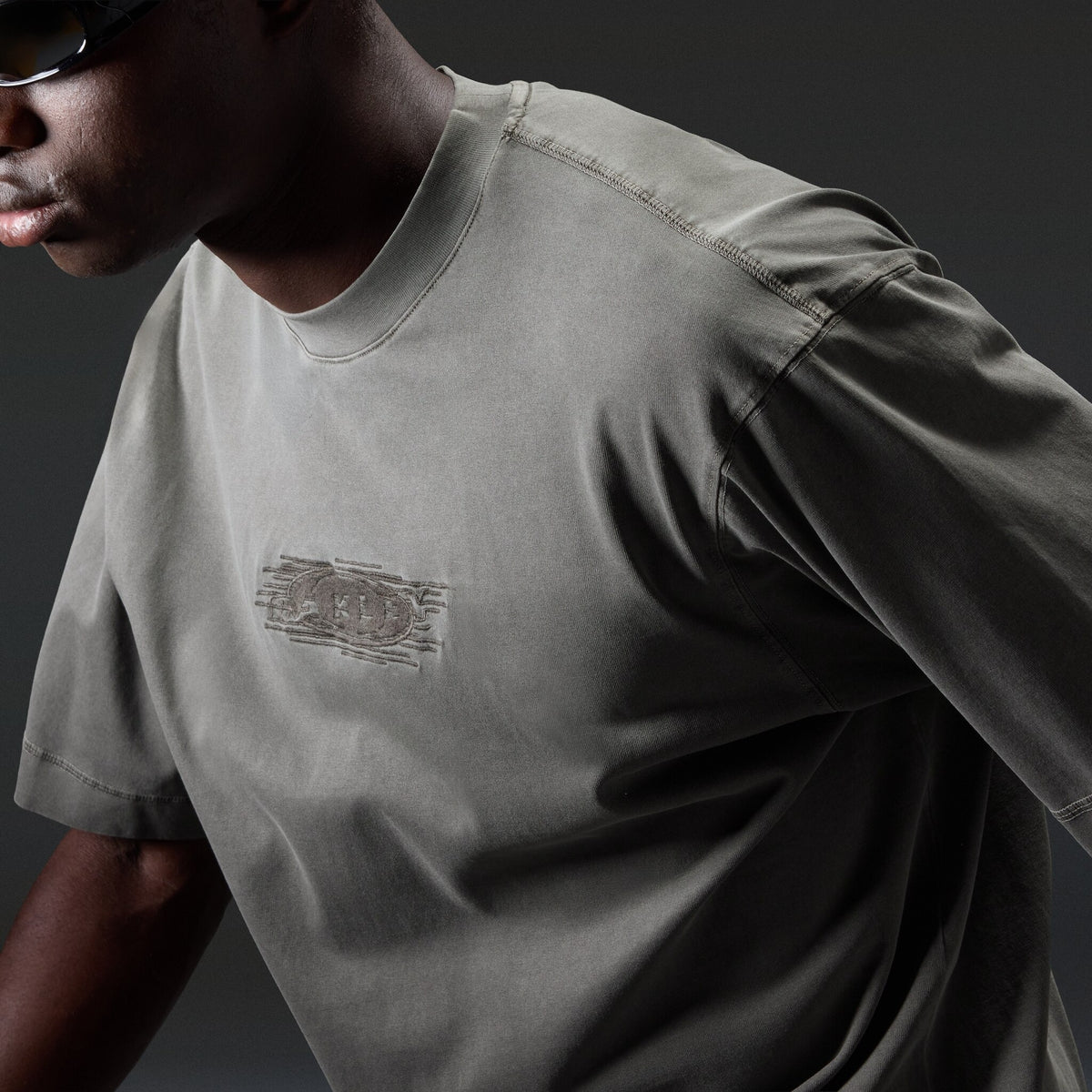 Oakley Men's Echo MOD Embroidered Tee-4
