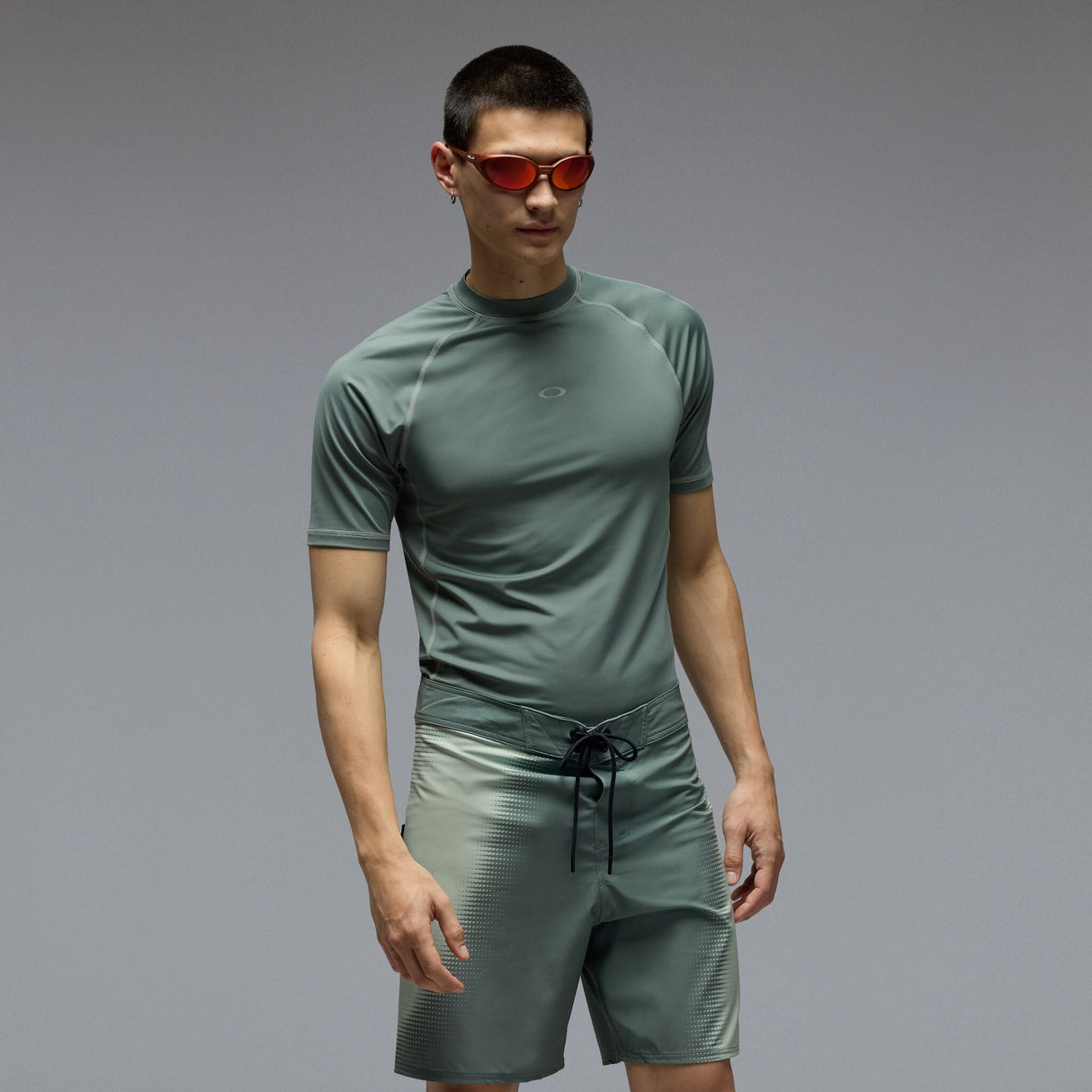 Oakley Men's Ventura Short Sleeve Rashguard T-Shirt-3