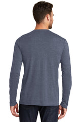 New Era Men's Heritage Blend Long Sleeve Crew Tee. NEA102 New Era