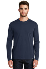 New Era Men's Heritage Blend Long Sleeve Crew Tee. NEA102 New Era