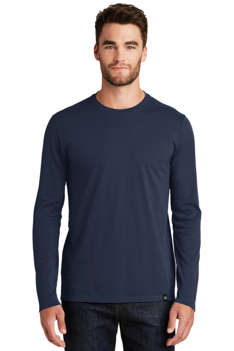 New Era Men's Heritage Blend Long Sleeve Crew Tee. NEA102 New Era