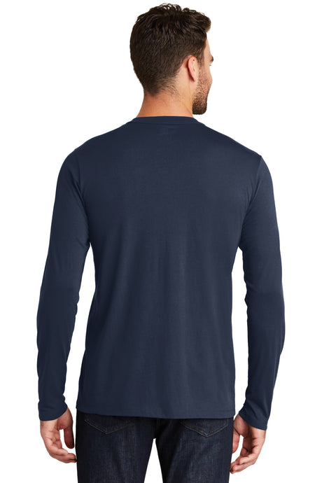 New Era Men's Heritage Blend Long Sleeve Crew Tee. NEA102 New Era