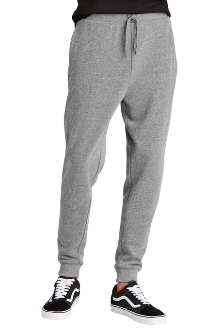 District Men's   Perfect Tri   Fleece Jogger DT1307