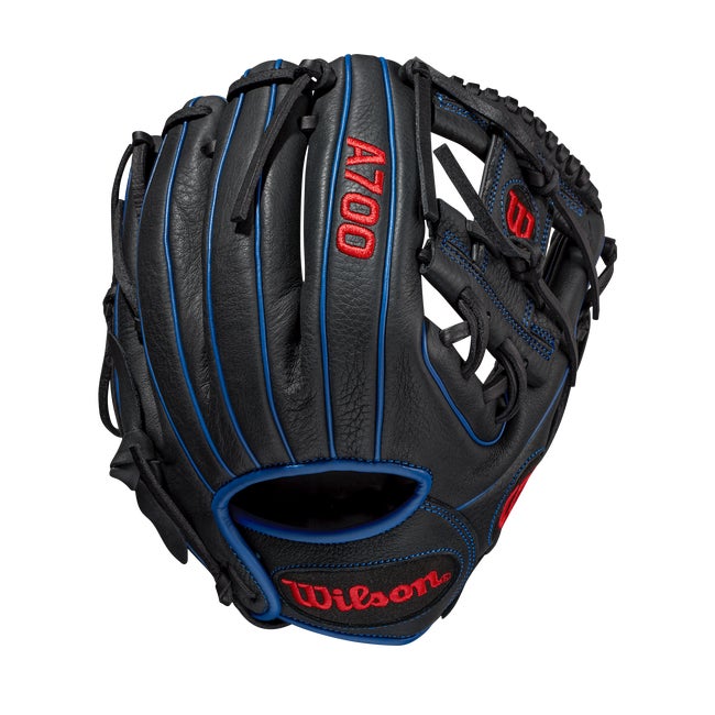 2022 Wilson A700 11.35" Infield Baseball Glove