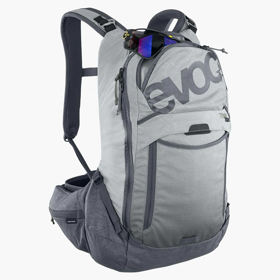 EVOC Trail Pro 16 Protector Backpack-32