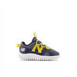 New Balance Infant Youth Boys Playgruv V2 Bungee Running Shoe - ITPGRVAB New Balance