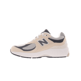 New Balance Youth 2002 Running Shoe - GC2002FA Youth Footwear Training & Running