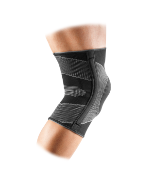 McDavid 4-Way Elastic w/Gel Buttress And Stays Knee Sleeve McDavid