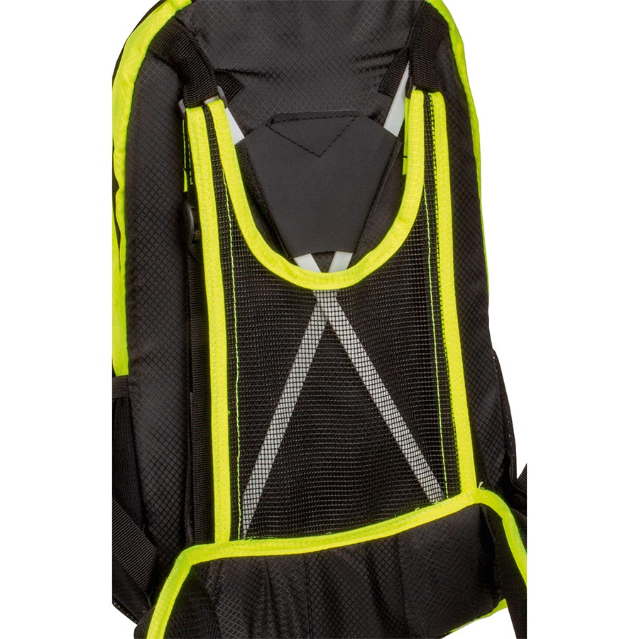M-Wave Rough Ride 15L Hydration Bag Bicycle Accessories Hydration
