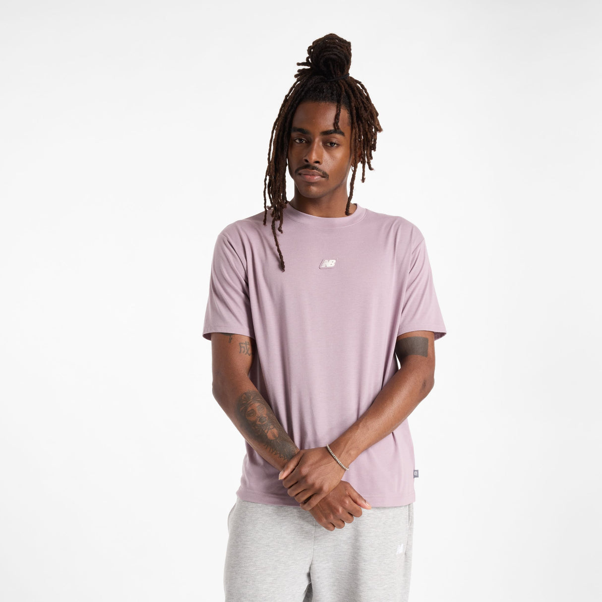 New Balance Men's Hoops On Court T-Shirt Mens Apparel Shirts & Tops