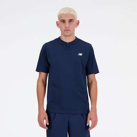 New Balance Men's Athlete Tournament Top Tennis & Racquet Apparel All