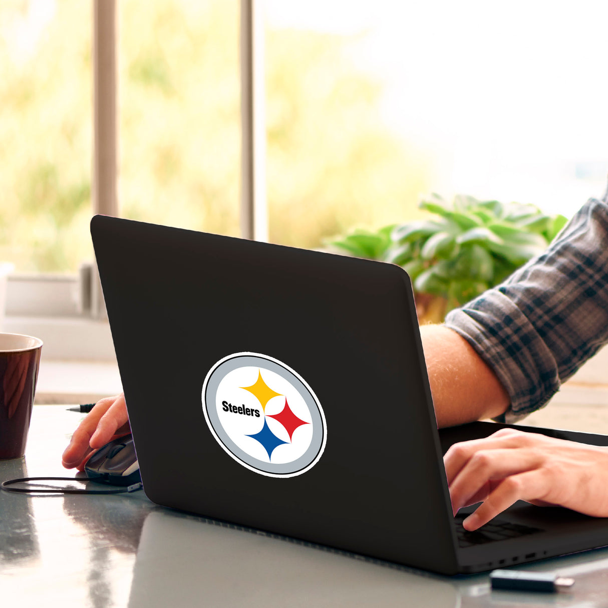 Fanmats Pittsburgh Steelers Matte Decal Sticker