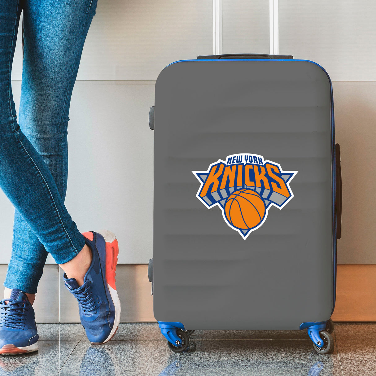 Fanmats New York Knicks Large Decal Sticker