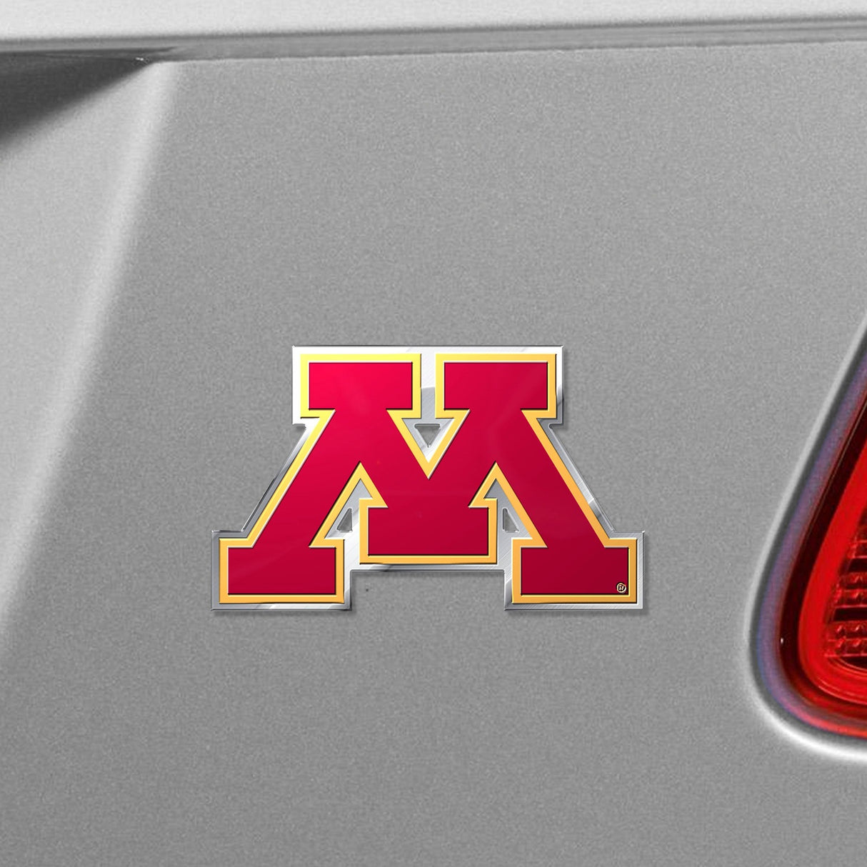 Fanmats Minnesota Golden Gophers Heavy Duty Aluminum Embossed Color Emblem Fan Gear NCAA Minnesota Golden Gophers