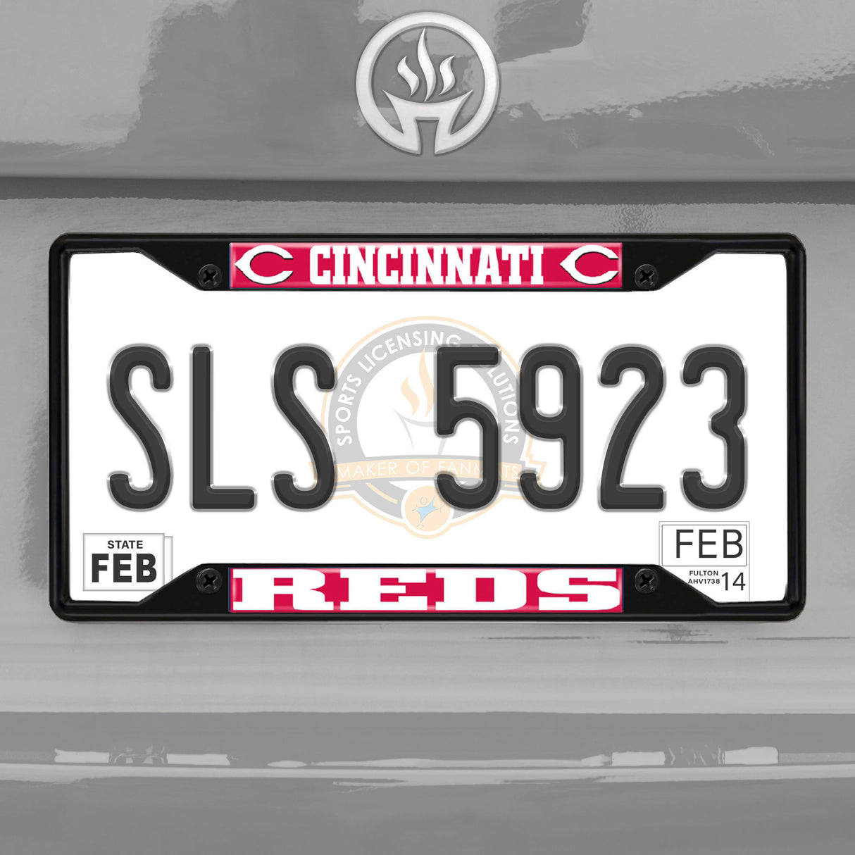 Fanmats Cincinnati Reds Metal License Plate Frame Black Finish Fan Gear MLB Cincinnati Reds