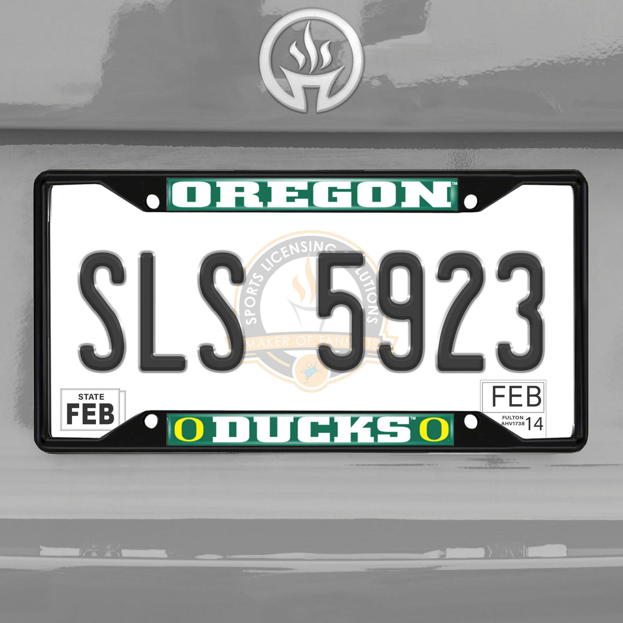 Fanmats Oregon Ducks Metal License Plate Frame Black Finish Fan Gear NCAA Oregon Ducks