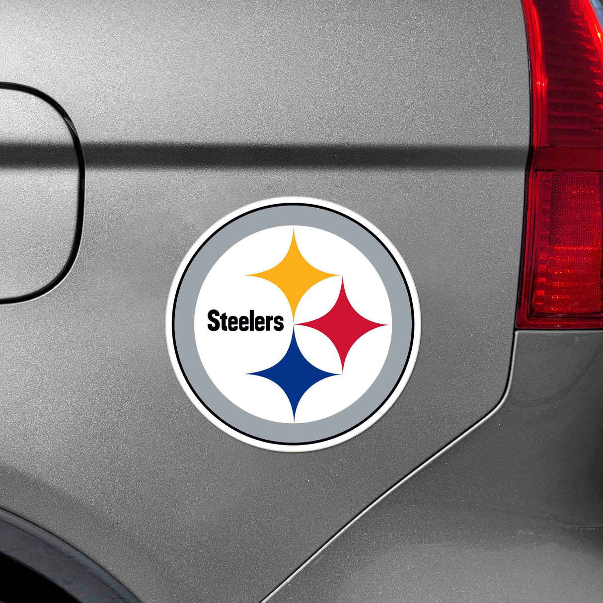 Fanmats Pittsburgh Steelers Large Team Logo Magnet 8.7" x 8.3"