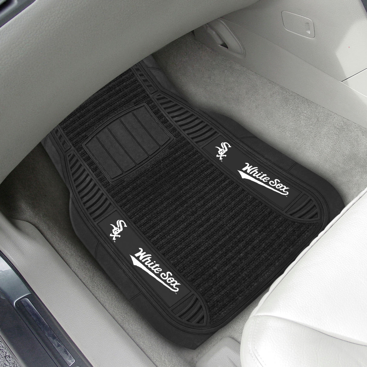 Fanmats Chicago White Sox 2 Piece Deluxe Car Mat Set