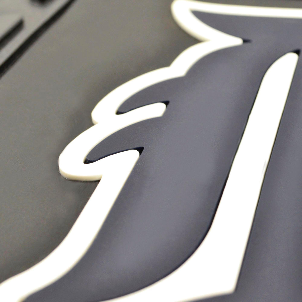Fanmats Las Vegas Raiders Heavy Duty Vinyl Medallion Door Mat - 19.5" x 31" Fan Gear NFL Las Vegas Raiders