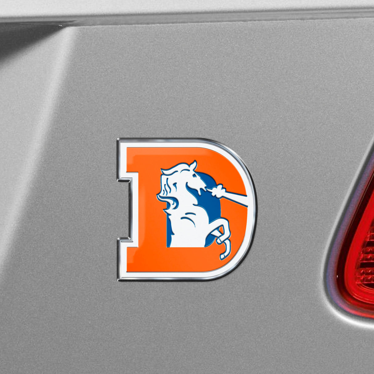 Fanmats Denver Broncos Heavy Duty Aluminum Embossed Color Emblem - Alternate