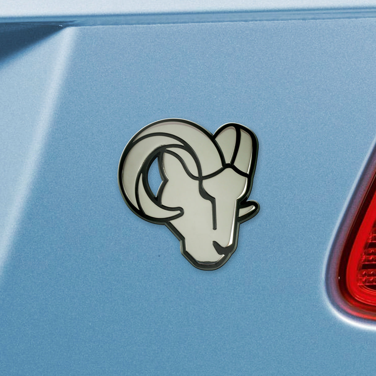 Fanmats Los Angeles Rams 3D Chrome Metal Emblem