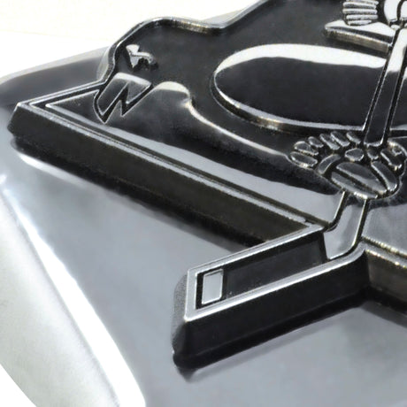 Fanmats Tampa Bay Lightning Chrome Metal Hitch Cover with Chrome Metal 3D Emblem Fan Gear NHL Tampa Bay Lightning