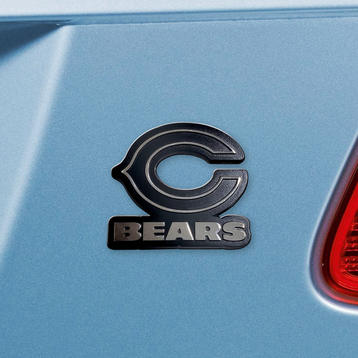 Fanmats Chicago Bears 3D Chrome Metal Emblem Fan Gear NFL Chicago Bears