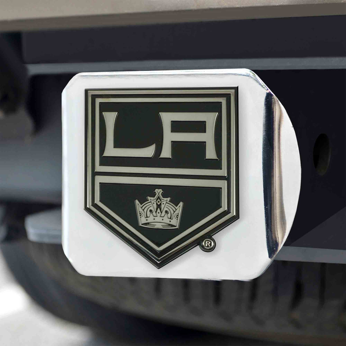 Fanmats Los Angeles Kings Chrome Metal Hitch Cover with Chrome Metal 3D Emblem