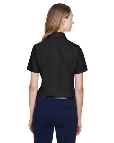 Devon & Jones Ladies' Crown Woven Collection™ Solid Broadcloth Short-Sleeve Shirt