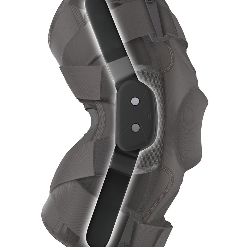 Shock Doctor Ultra Knee Support with Bilateral Hinges