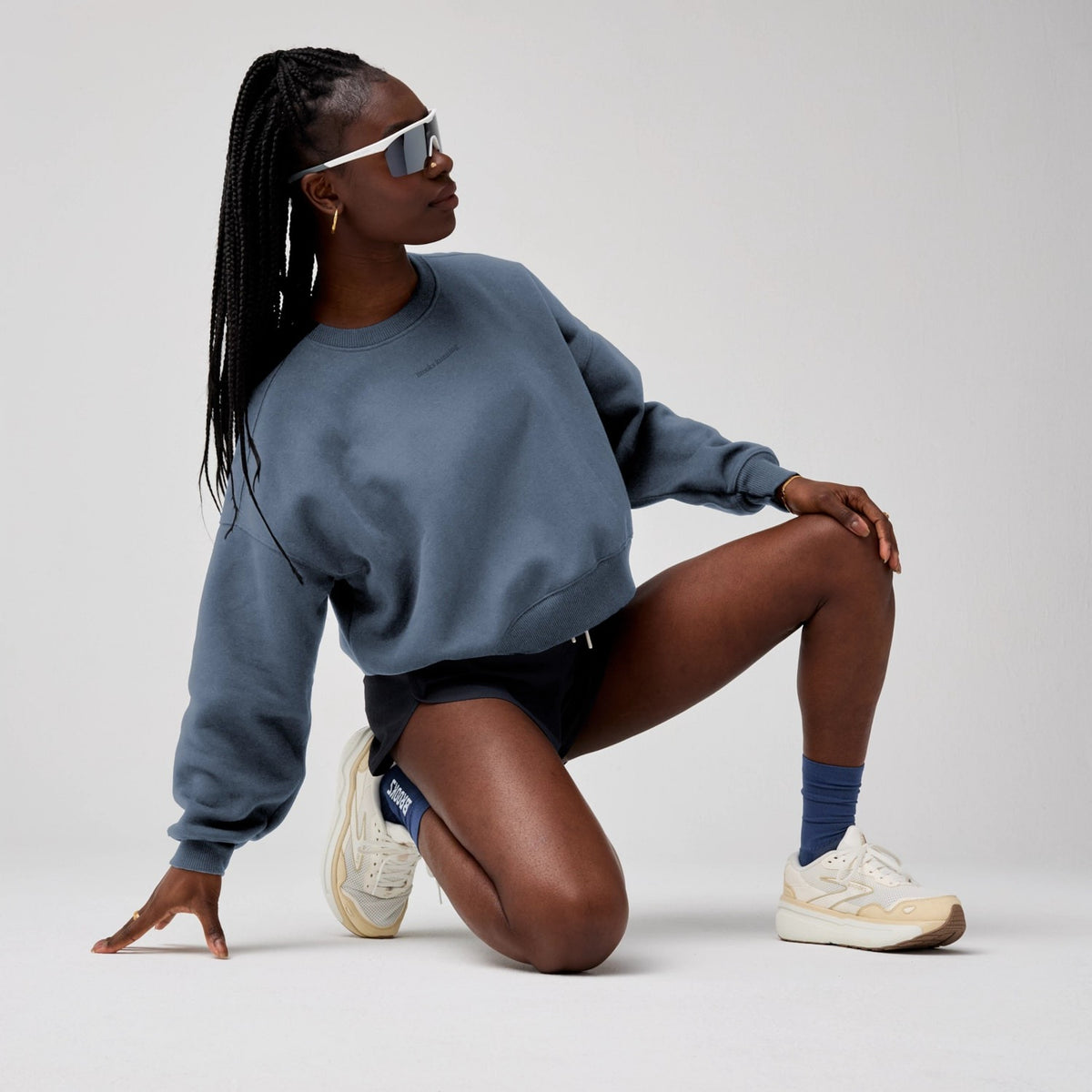 Brooks Women's Movement Cropped Sweatshirt-3
