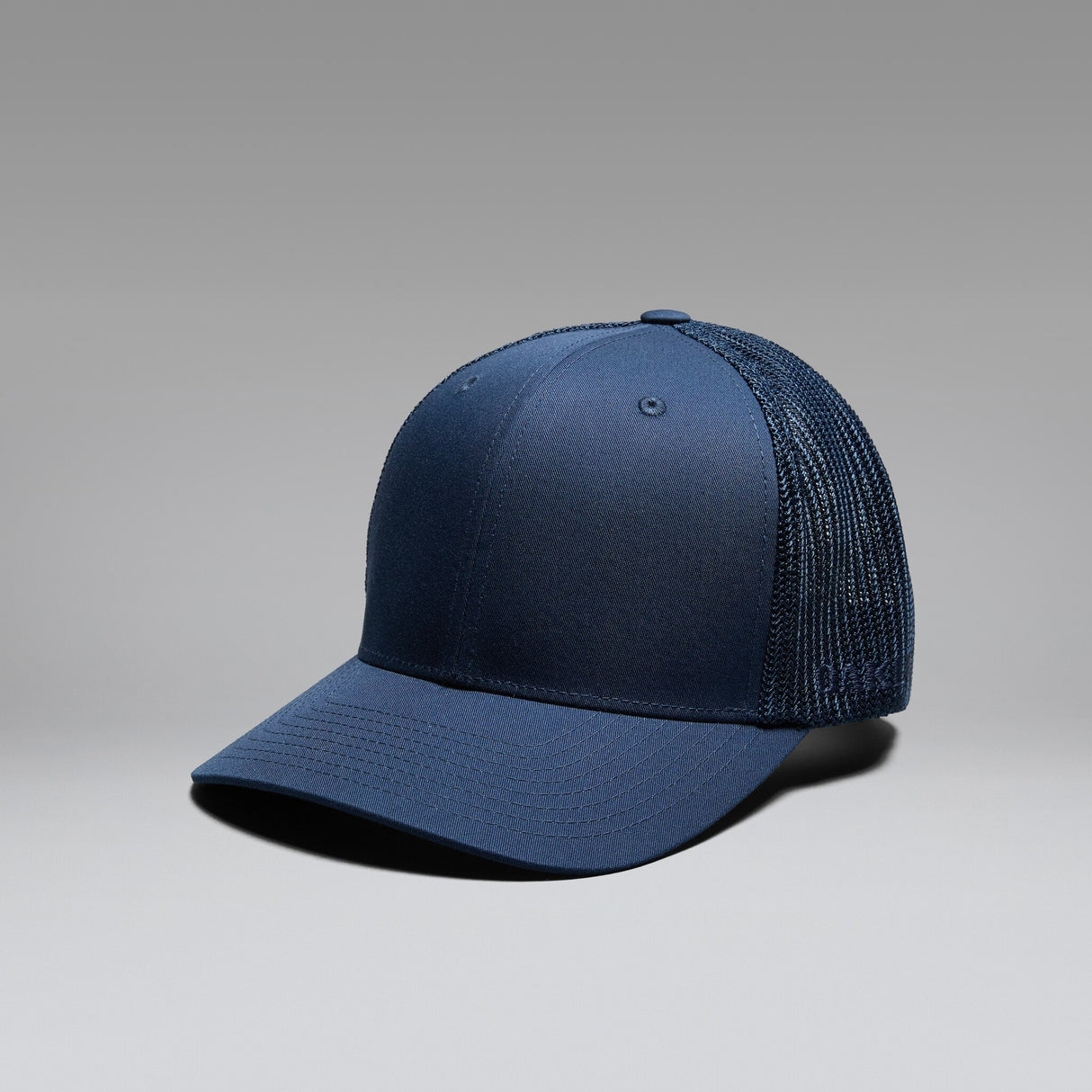 Oakley Golf Cresting Trucker Hat-1