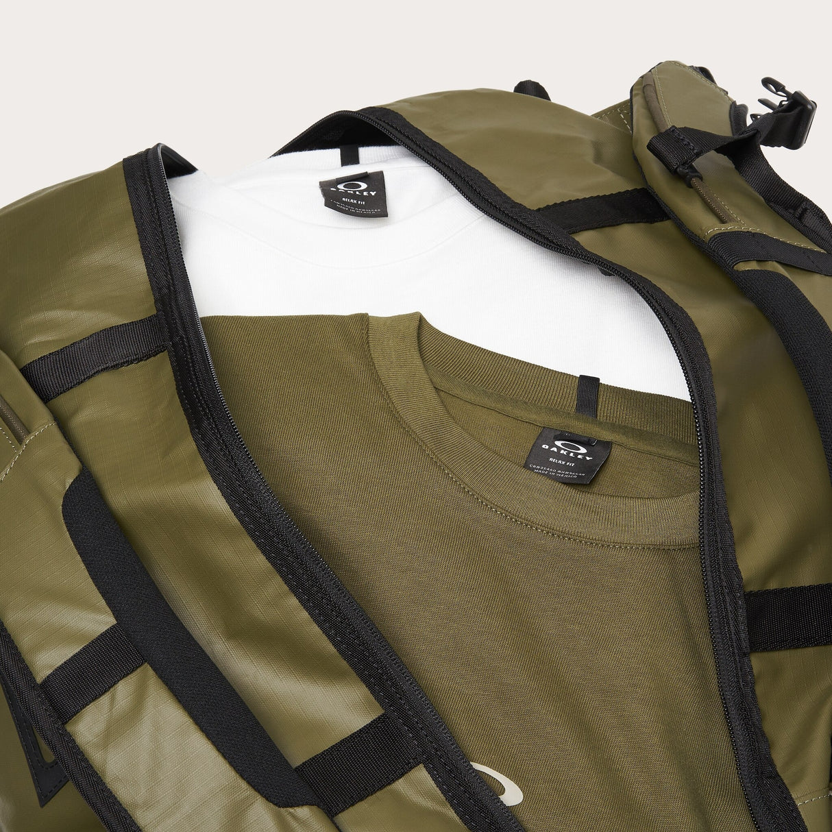 Oakley Road Trip RC Duffle 50l-2