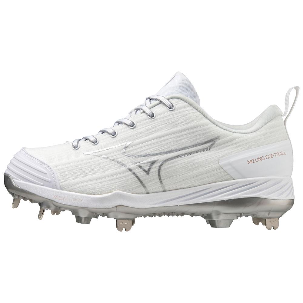 Mizuno Sweep 6 Low Women's Metal Softball Cleat Mizuno
