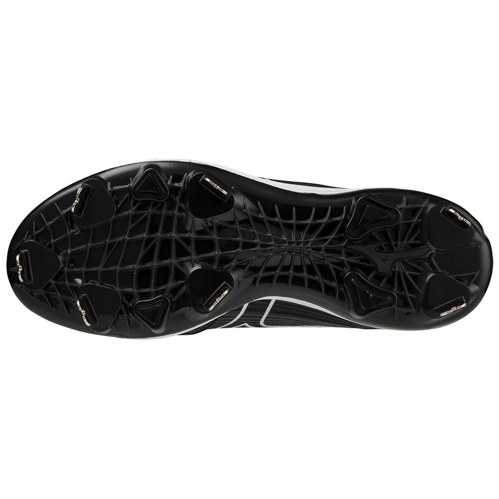 Mizuno Sweep 6 Mid Women's Metal Softball Cleat Mizuno