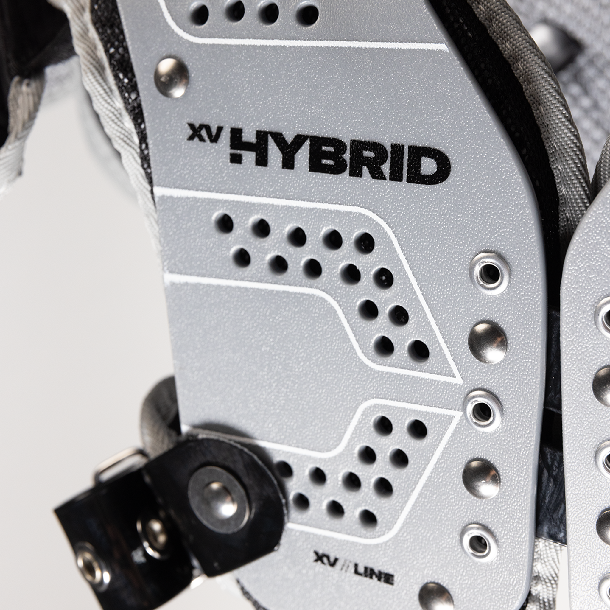 Schutt XV Hybrid Shoulder Pads - Thumbnail 3