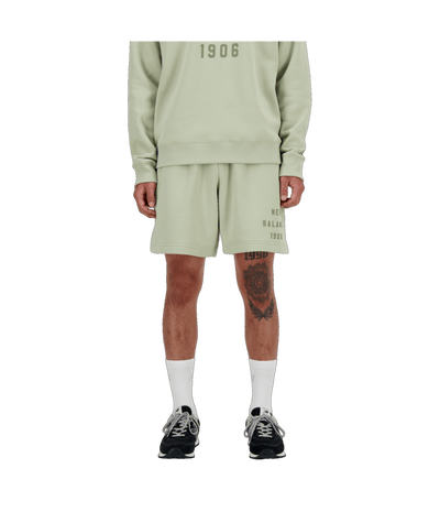 New Balance Men's Iconic Collegiate Fleece 7 Inch Short
