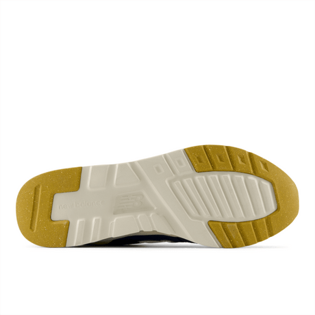 New Balance Men's 997H Walking Shoe - CM997HYB New Balance