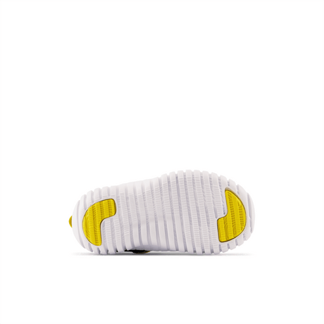 New Balance Infant Youth Boys Playgruv V2 Bungee Running Shoe - ITPGRVAB New Balance
